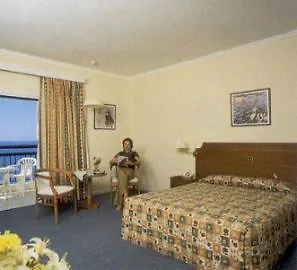 Otel Marathon Beach